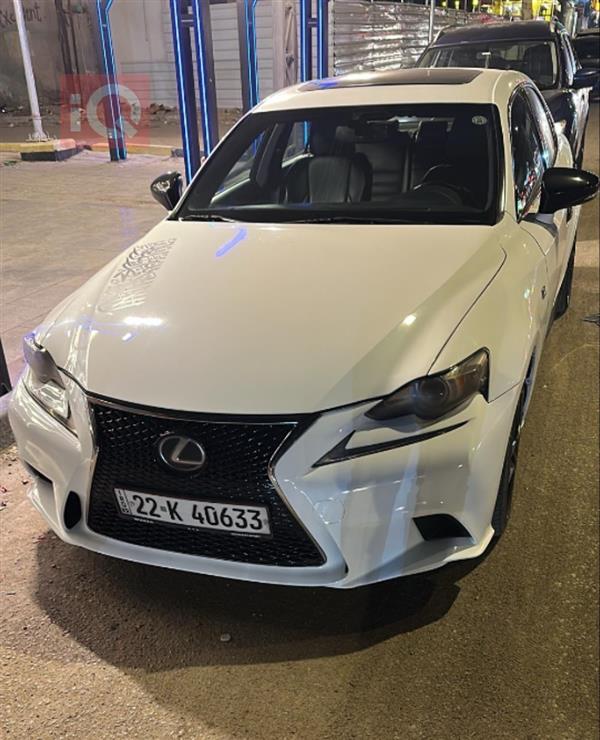 Lexus IS 2016 for sale in Iraq - Shatt al-Arab 